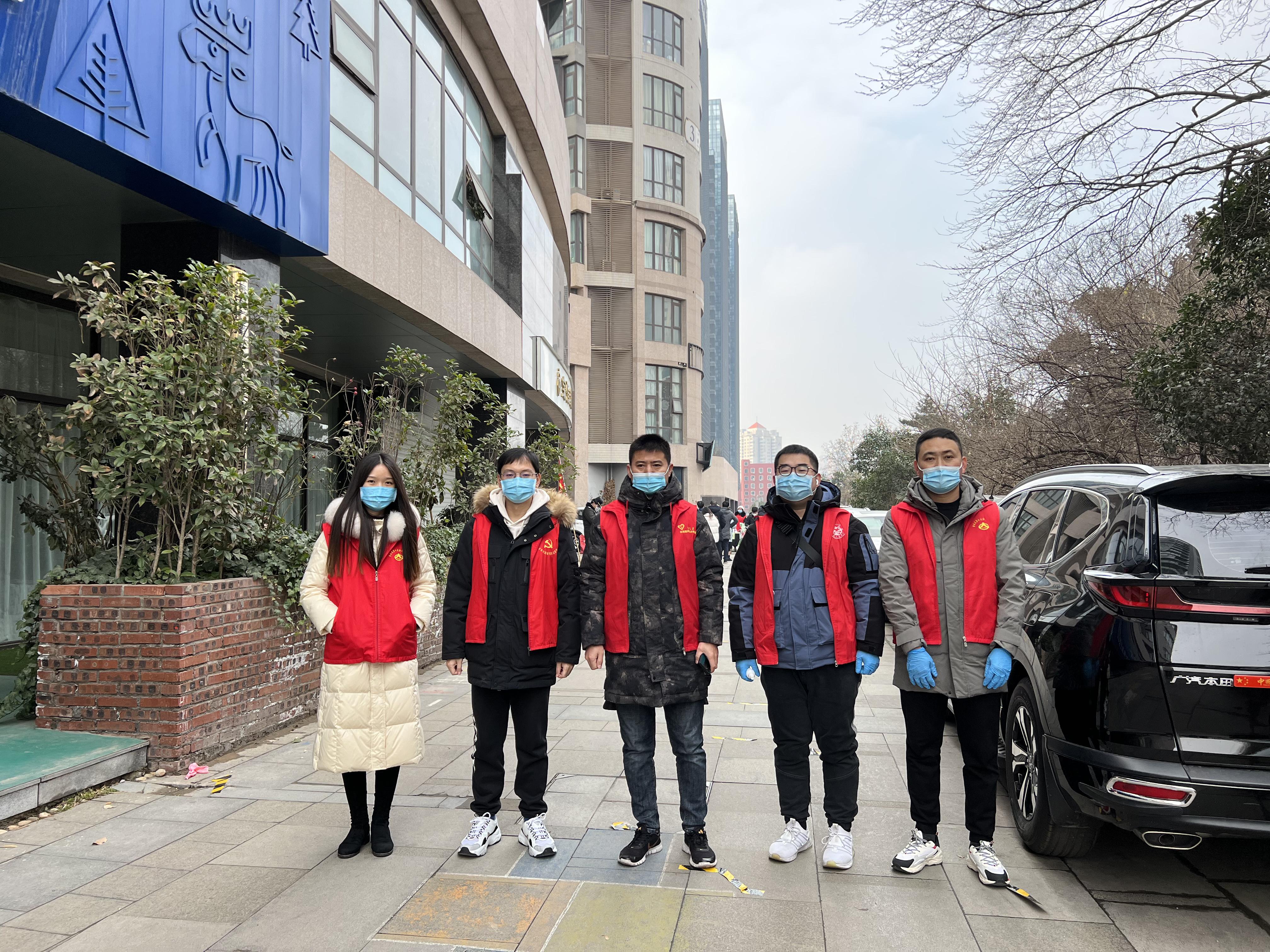 雙報(bào)到雙服務(wù)系列活動之“抗擊疫情 我們在行動”